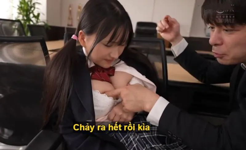 Giả làm bạn trai nhưng lại địt nhau thật
